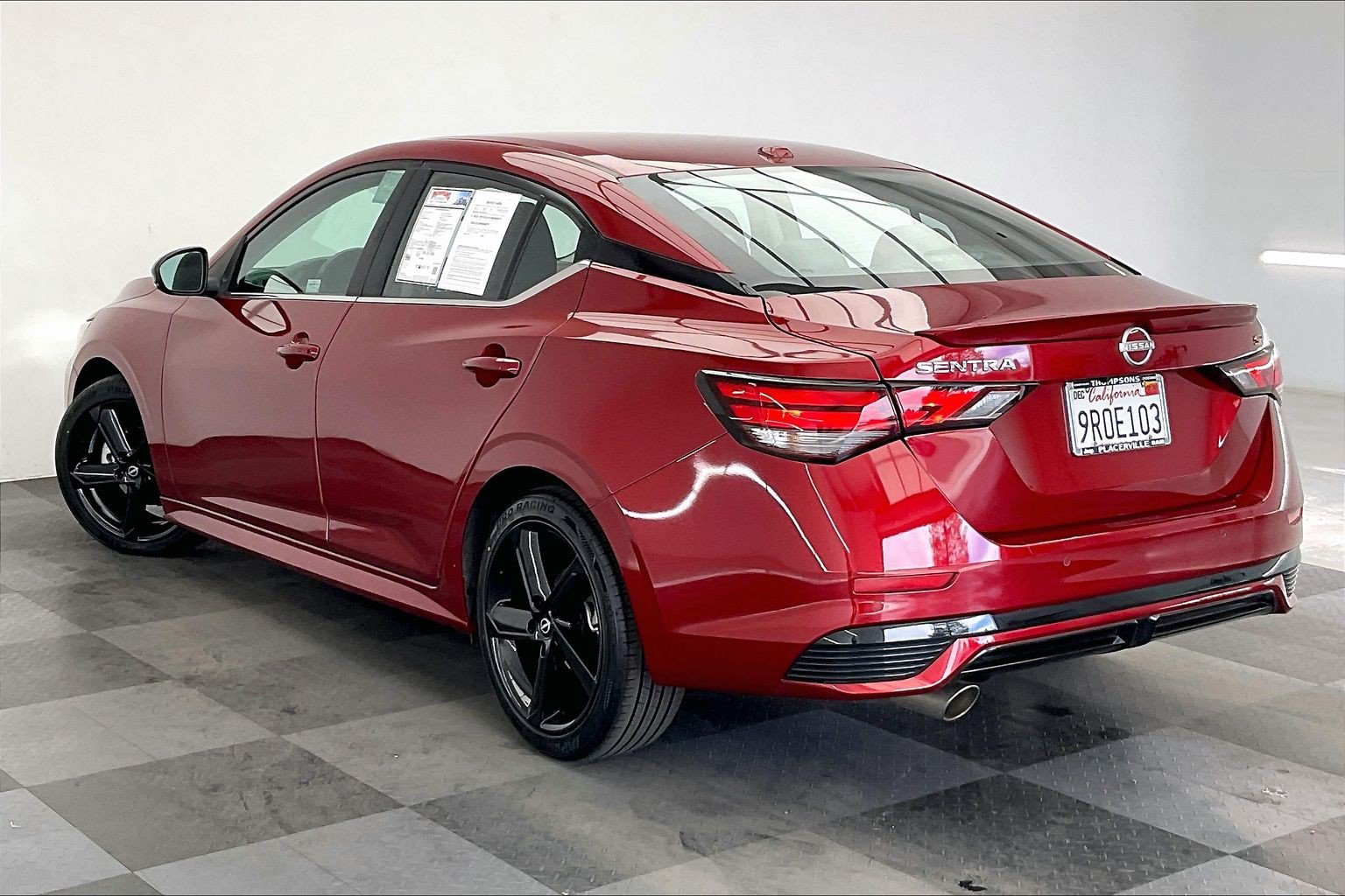 Used 2024 Nissan Sentra SR FWD image 10