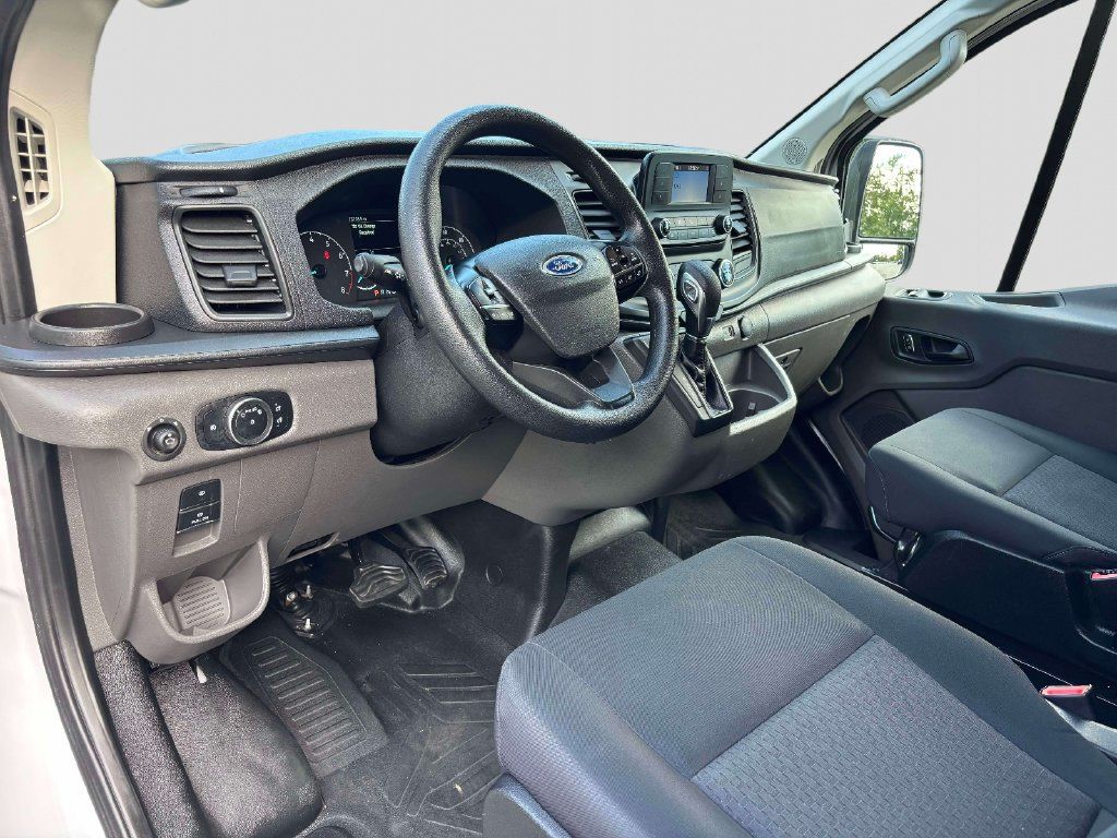 Used 2025 Ford Transit 250 Low Roof w/ Exterior Upgrade Package RWD image 10