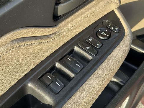 Used 2019 Honda Odyssey Touring image 23