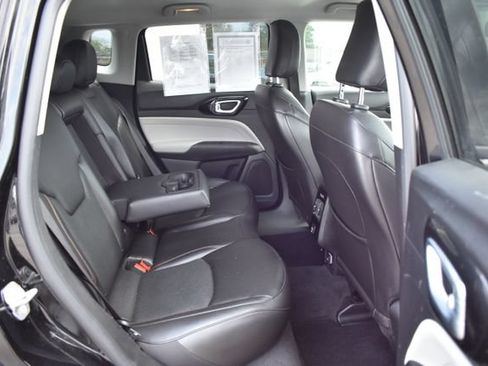 Used 2022 Jeep Compass Limited AWD/4WD image 36