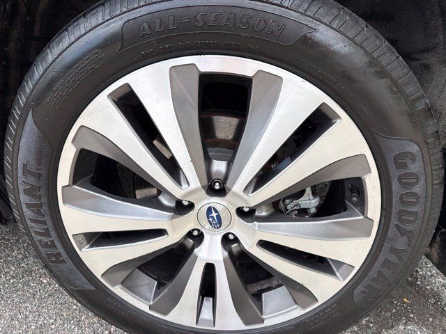 Used 2019 Subaru Ascent Premium AWD/4WD image 13
