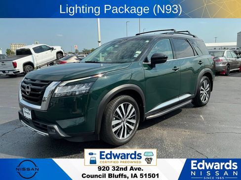 Used 2022 Nissan Pathfinder Platinum w/ Lighting Package (N93) AWD/4WD image 5
