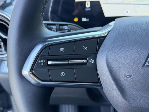 Used 2026 Chevrolet Equinox LT w/ Convenience Package II image 22