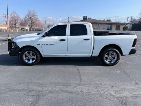 Used 2012 RAM 1500 ST w/ Remote Start & Security Group image 2