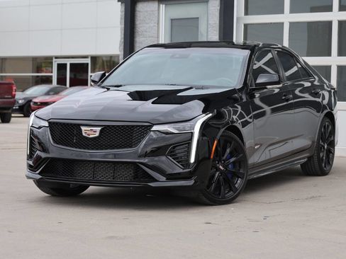 Used 2021 Cadillac CT4 V w/ Technology Package AWD/4WD image 3