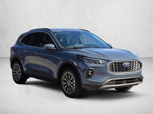 New 2026 Ford Escape SE image 5