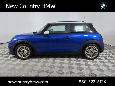 Certified 2025 MINI Cooper 2-Door Hardtop image 4