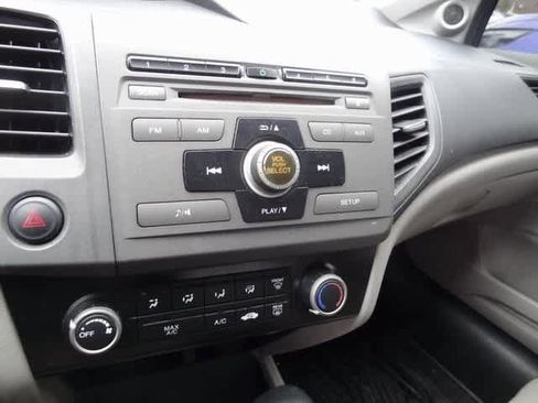 Used 2012 Honda Civic LX image 9