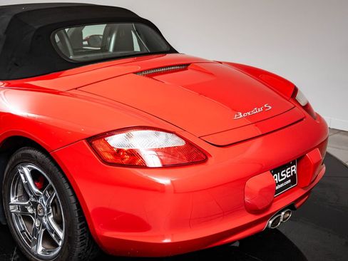 Used 2006 Porsche Boxster S RWD image 19