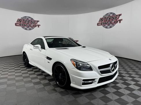 Used 2015 Mercedes-Benz SLK 250 image 17