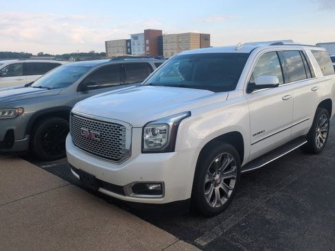 Used 2017 GMC Yukon Denali w/ Open Road Package AWD/4WD image 1