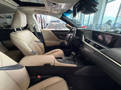 Used 2020 Lexus ES 350 w/ Premium Package image 42