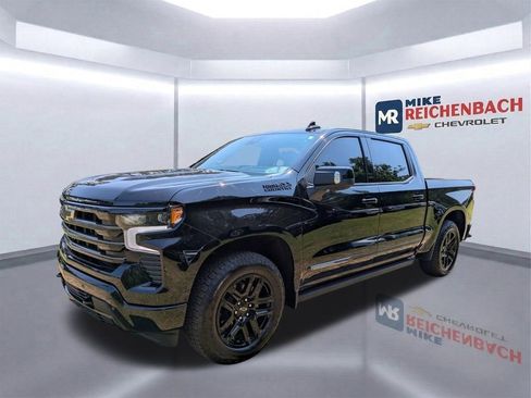 Used 2024 Chevrolet Silverado 1500 High Country w/ Midnight Edition AWD/4WD image 8