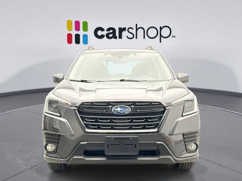 Used 2023 Subaru Forester Premium AWD/4WD image 8