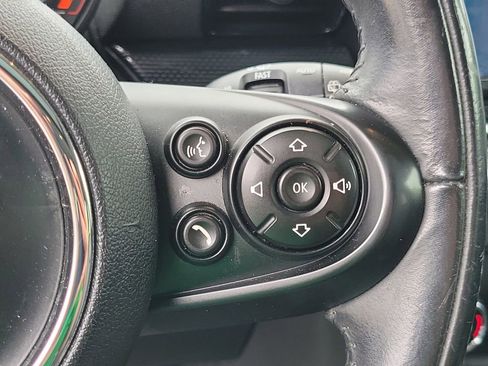 Used 2019 MINI Cooper Clubman ALL4 w/ Premium Package image 29