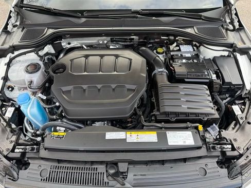 Used 2025 Volkswagen Golf R Black Edition image 11