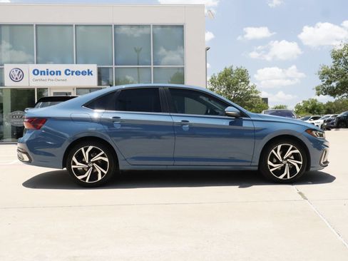 Certified 2026 Volkswagen Jetta SEL FWD image 4