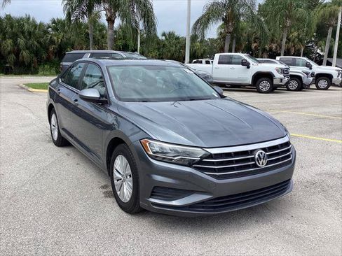 Used 2020 Volkswagen Jetta S w/ Driver Assistance Package FWD image 3