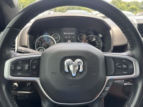 Used 2021 RAM 1500 Big Horn RWD image 10