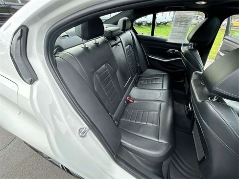 Used 2020 BMW M340i xDrive w/ Premium Package image 28