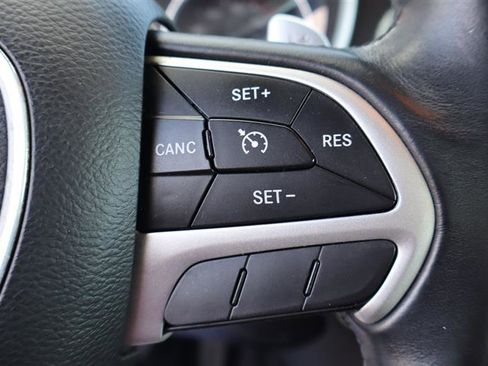 Used 2017 Dodge Charger R/T image 19