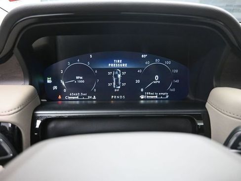Used 2023 Lincoln Nautilus Reserve w/ Luxury Package FWD image 10