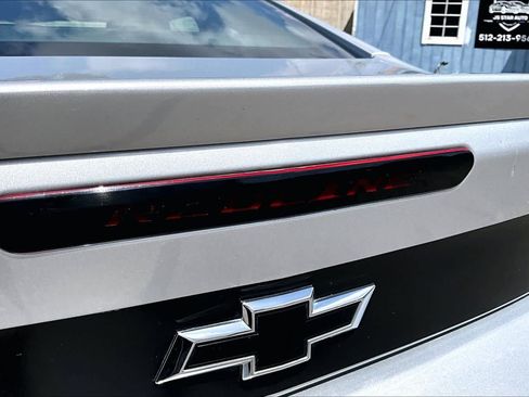 Used 2018 Chevrolet Camaro LT w/ Redline Edition RWD image 13