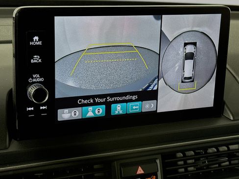 Certified 2023 Honda Pilot Elite image 14
