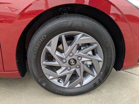 New 2025 Hyundai Elantra Sport FWD image 8