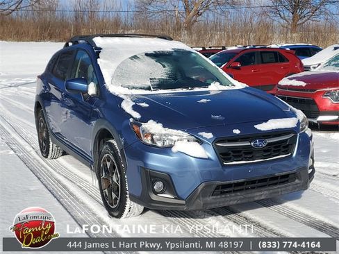 Used 2019 Subaru Crosstrek 2.0i Premium image 3
