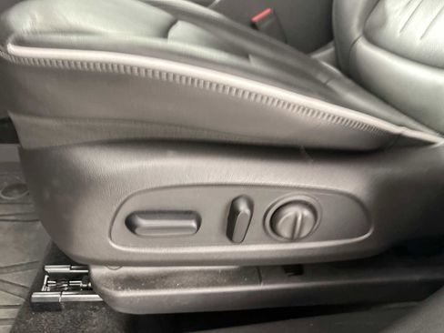 Used 2024 Buick Encore GX Avenir w/ Avenir Convenience Package image 12