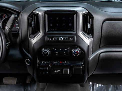 Used 2024 Chevrolet Silverado 2500 Custom w/ Custom Value Package AWD/4WD image 21