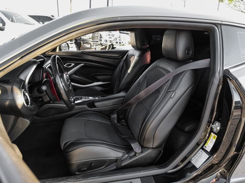 Used 2016 Chevrolet Camaro SS image 35