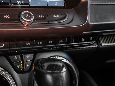 Used 2016 Chevrolet Camaro SS image 26