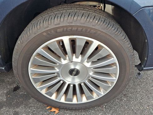 Used 2016 Lincoln Navigator Select image 10