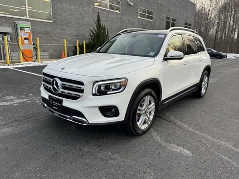 Certified 2023 Mercedes-Benz GLB 250 4MATIC image 7