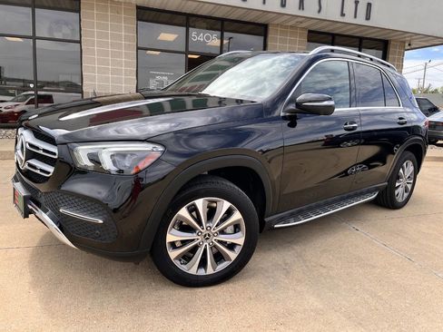 Used 2023 Mercedes-Benz GLE 350 4MATIC w/ Premium Package image 2