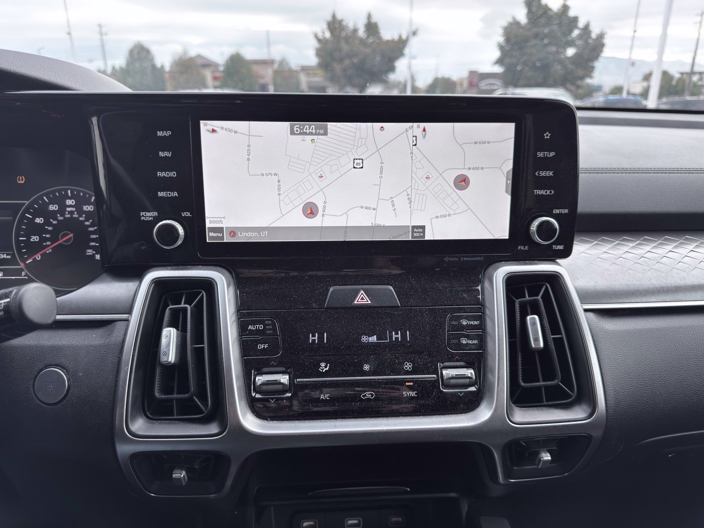 Used 2022 Kia Sorento S FWD image 9