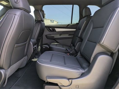 New 2025 Buick Enclave Preferred w/ Power Package image 14