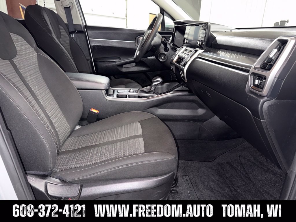 Used 2021 Kia Sorento LX FWD image 20