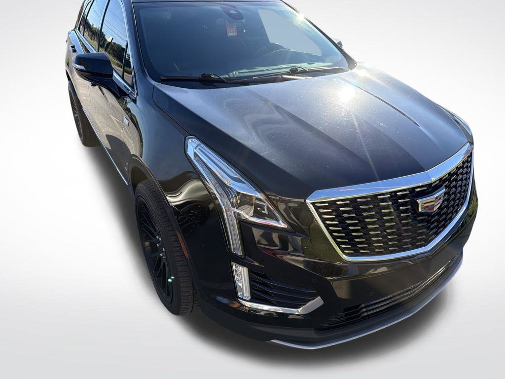 Used 2023 Cadillac XT5 Premium Luxury FWD image 3