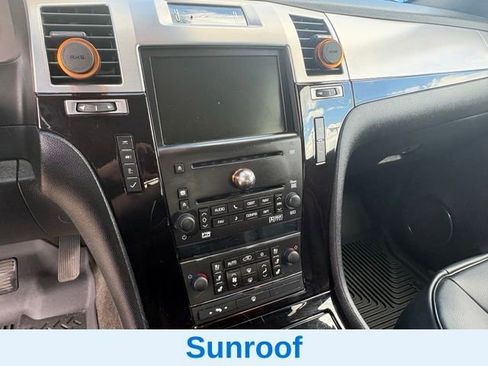 Used 2007 Cadillac Escalade EXT w/ Information Package AWD/4WD image 11
