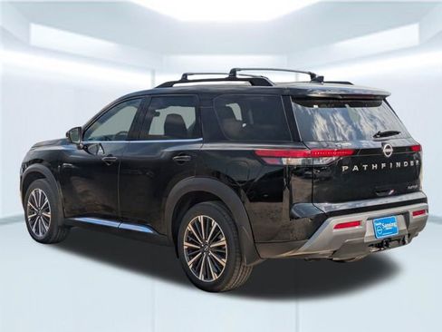 New 2026 Nissan Pathfinder Platinum image 4