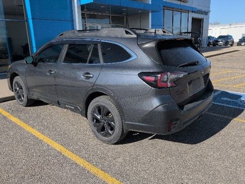 Used 2020 Subaru Outback Onyx Edition XT w/ Popular Package #2 AWD/4WD image 2
