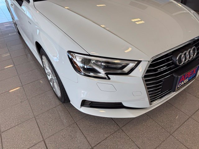Used 2018 Audi A3 e-tron Premium FWD image 10