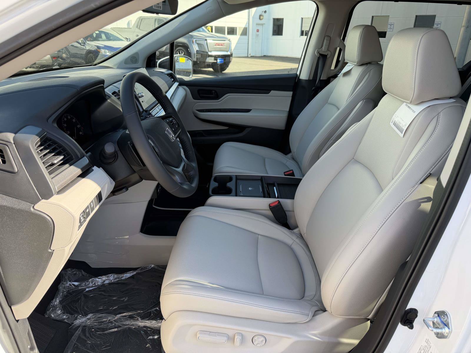 New 2027 Honda Odyssey Elite image 8