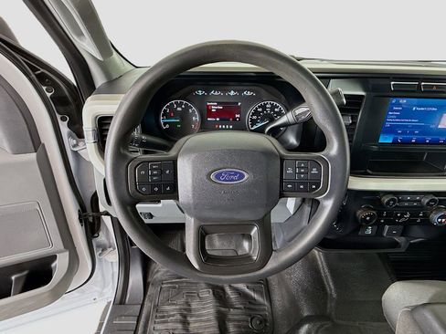 Used 2024 Ford F350 XLT w/ FX4 Off-Road Package AWD/4WD image 11