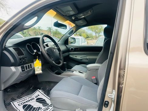 Used 2007 Toyota Tacoma PreRunner image 9