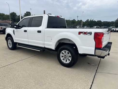 Used 2022 Ford F250 XL w/ STX Appearance Package AWD/4WD image 11