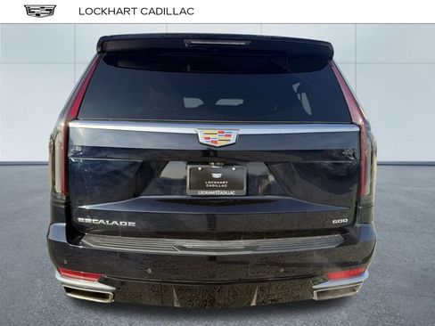 Used 2023 Cadillac Escalade ESV Premium Luxury image 12
